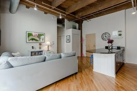 1040 West Adams Street Chicago IL 60607