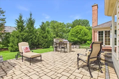 120 West Blackthorn Lane Lake Forest IL 60045