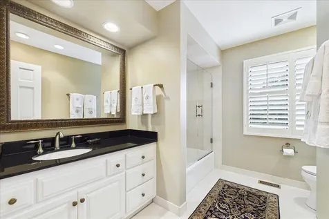 120 West Blackthorn Lane Lake Forest IL 60045