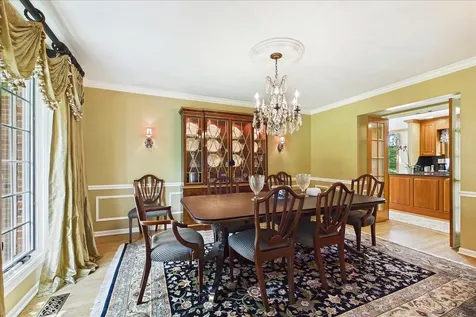 120 West Blackthorn Lane Lake Forest IL 60045