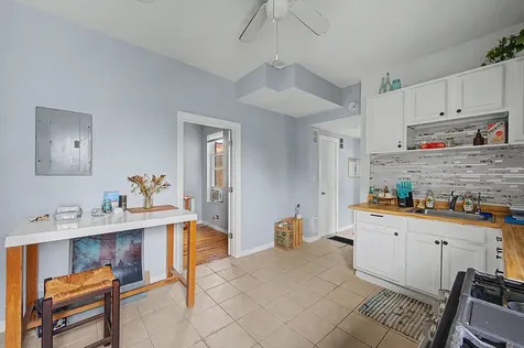 852 North Springfield Avenue Chicago IL 60651