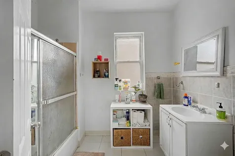 852 North Springfield Avenue Chicago IL 60651
