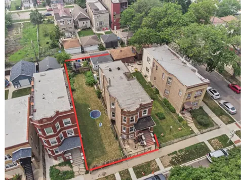 852 North Springfield Avenue Chicago IL 60651