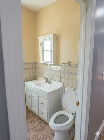 852 North Springfield Avenue Chicago IL 60651