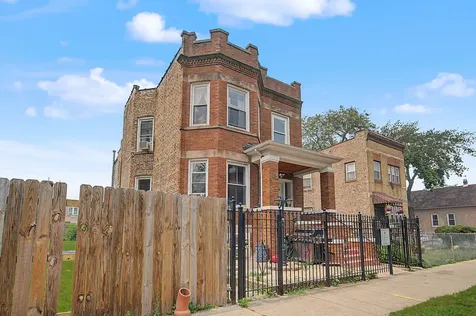 852 North Springfield Avenue Chicago IL 60651