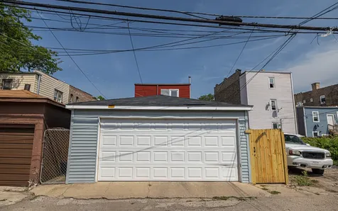 852 North Springfield Avenue Chicago IL 60651