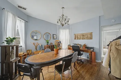852 North Springfield Avenue Chicago IL 60651