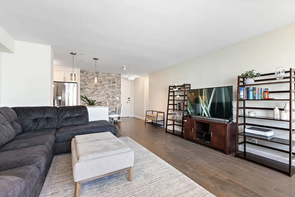 1440 North Lake Shore Drive Chicago IL 60610