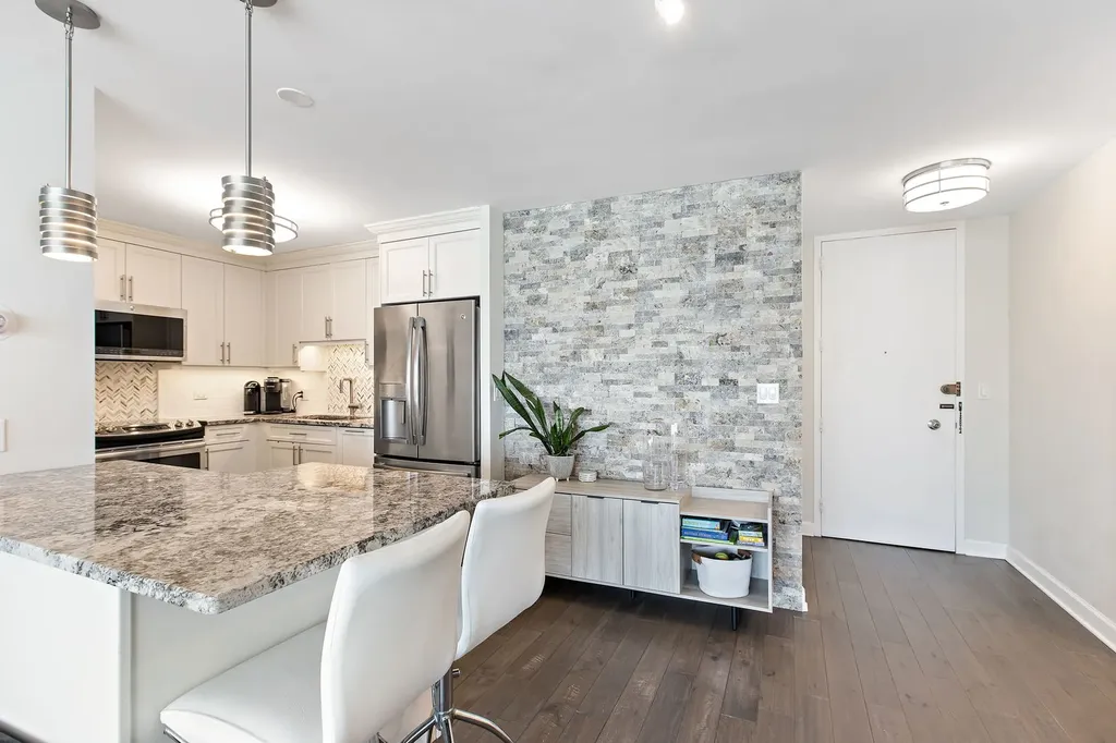 1440 North Lake Shore Drive Chicago IL 60610