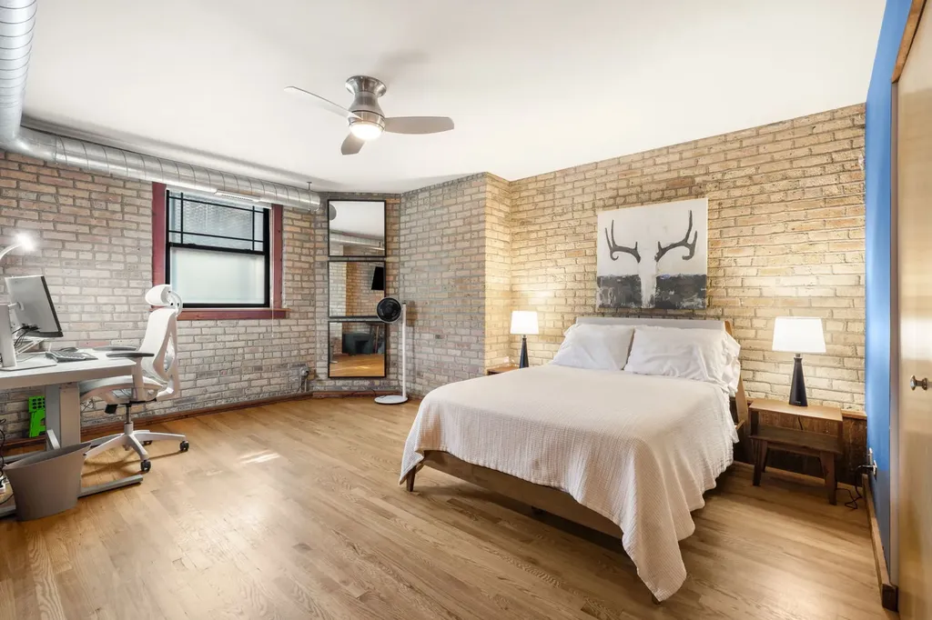7020 North Paulina Street Chicago IL 60626
