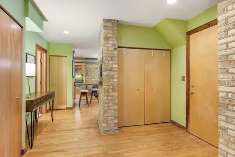 7020 North Paulina Street Chicago IL 60626