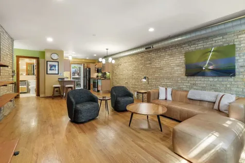 7020 North Paulina Street Chicago IL 60626