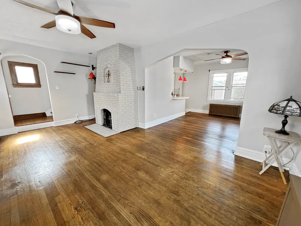 15 West Ann Street Lombard IL 60148