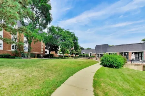 50 Lake Boulevard Buffalo Grove IL 60089