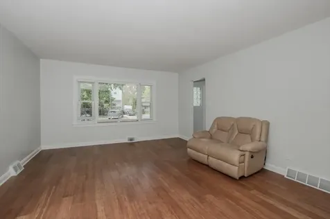 4507 Dorset Avenue Lisle IL 60532