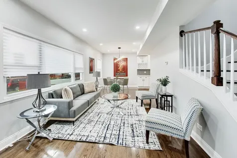 2227 Foster Street Evanston IL 60201