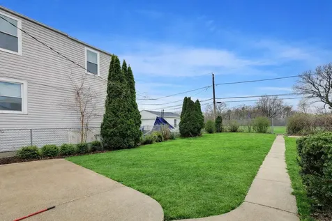 2227 Foster Street Evanston IL 60201