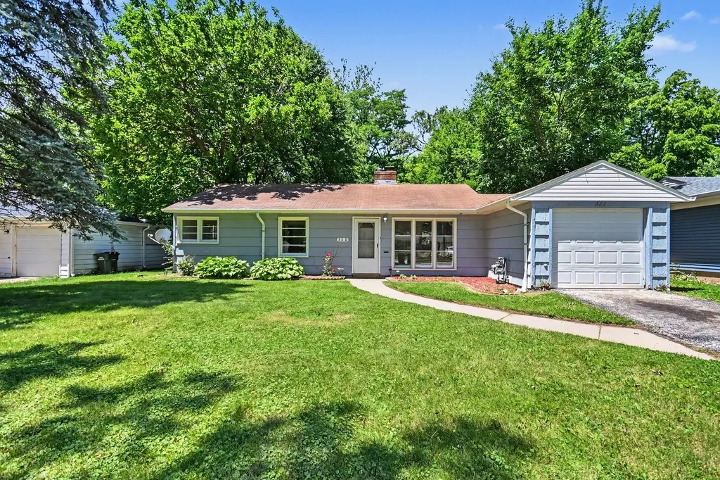 322 Indianwood Boulevard Park Forest IL 60466
