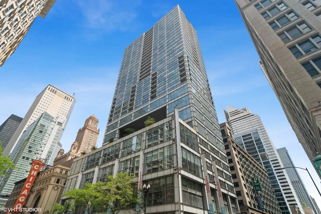 8 East Randolph Street Chicago IL 60601