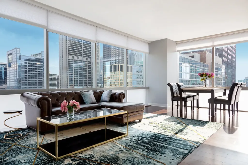 8 East Randolph Street Chicago IL 60601