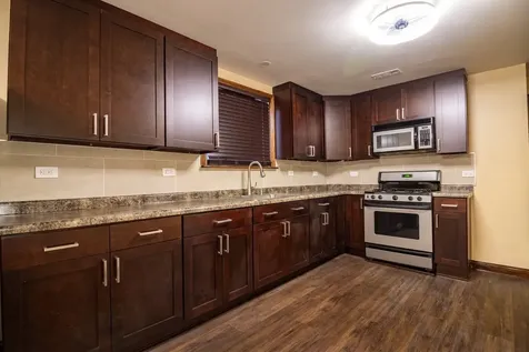 2938 North Dawson Avenue Chicago IL 60618