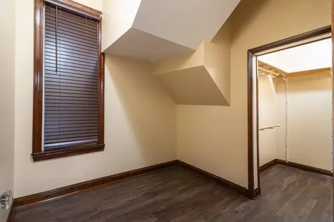 2938 North Dawson Avenue Chicago IL 60618