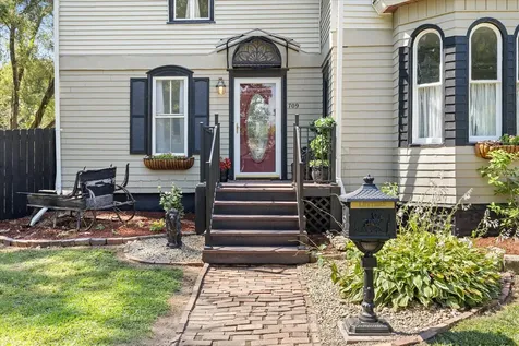 709 West Bridge Street Streator IL 61364