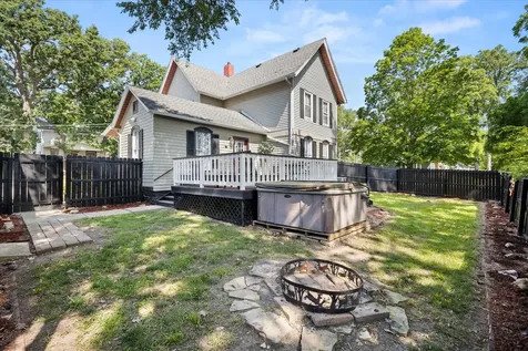 709 West Bridge Street Streator IL 61364