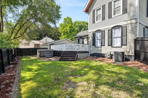 709 West Bridge Street Streator IL 61364