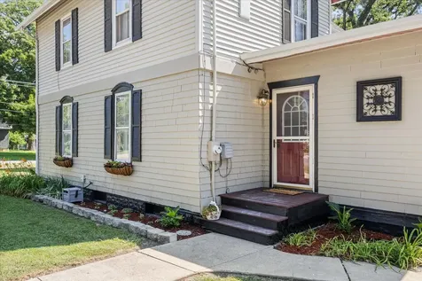 709 West Bridge Street Streator IL 61364