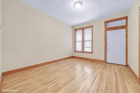 835 North Maplewood Avenue Chicago IL 60622