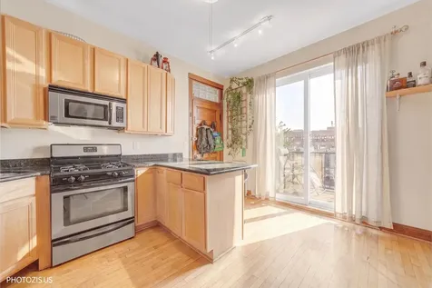 835 North Maplewood Avenue Chicago IL 60622
