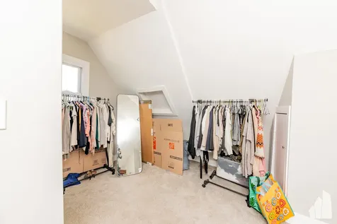 2923 North Avers Avenue Chicago IL 60618