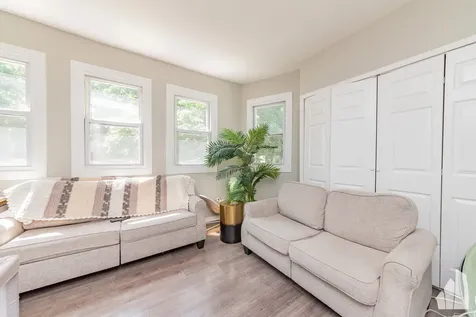 2923 North Avers Avenue Chicago IL 60618