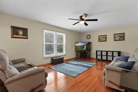 2686 Le Baron Court Geneva IL 60134