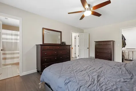 2686 Le Baron Court Geneva IL 60134