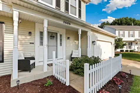 2686 Le Baron Court Geneva IL 60134