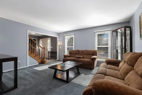 2686 Le Baron Court Geneva IL 60134