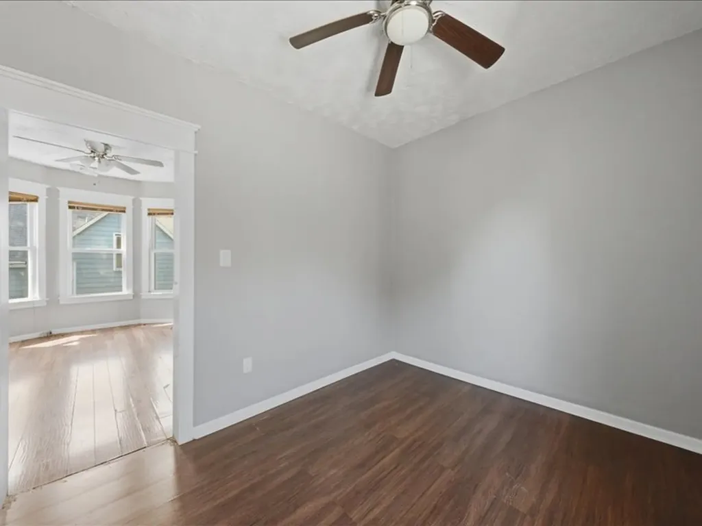 11754 South Wallace Street Chicago IL 60628