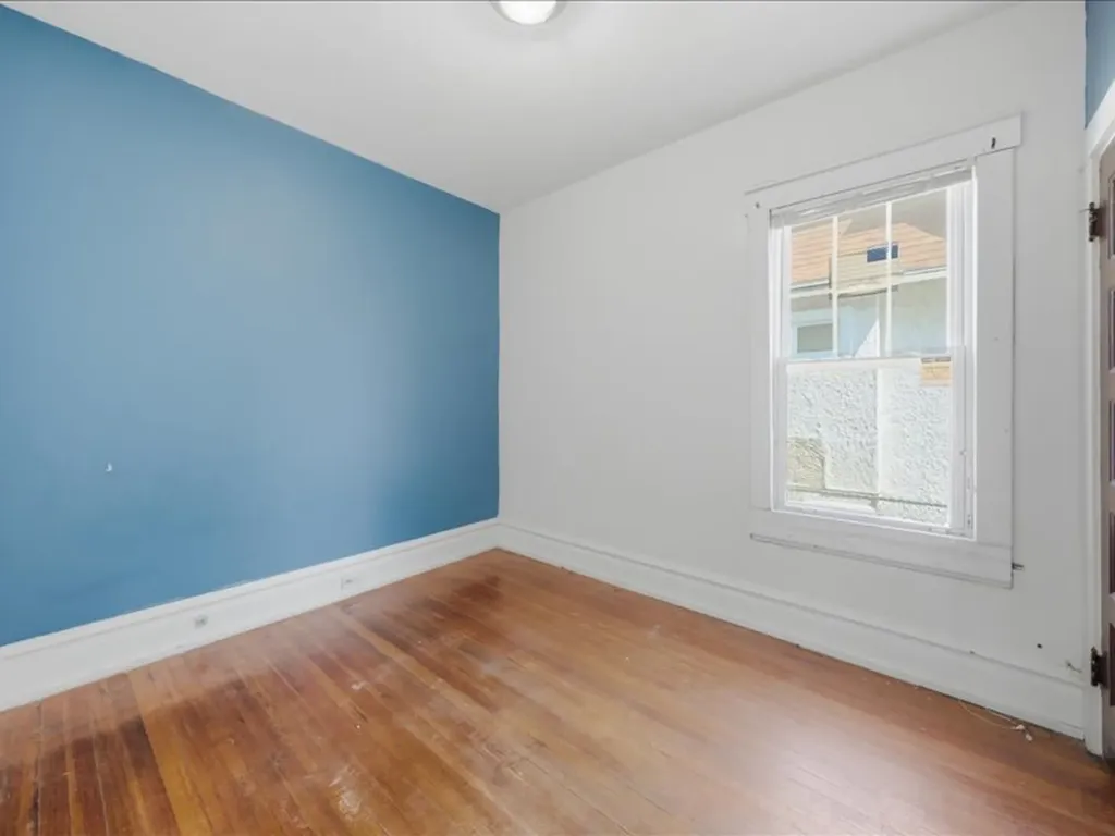 11754 South Wallace Street Chicago IL 60628