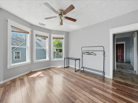 11754 South Wallace Street Chicago IL 60628