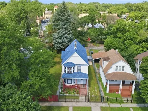 11754 South Wallace Street Chicago IL 60628
