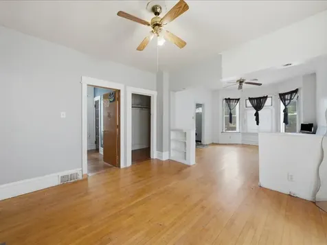 11754 South Wallace Street Chicago IL 60628