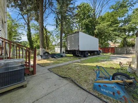 11754 South Wallace Street Chicago IL 60628