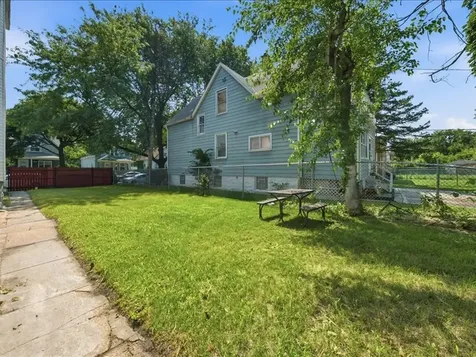 11754 South Wallace Street Chicago IL 60628