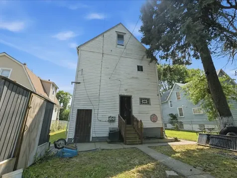 11754 South Wallace Street Chicago IL 60628