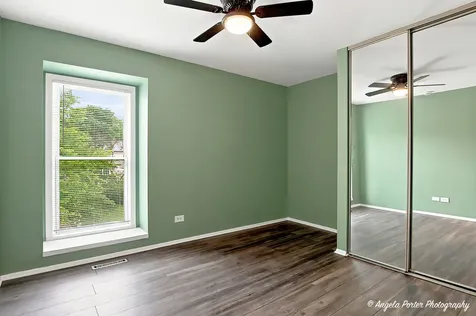 761 Garfield Avenue Libertyville IL 60048