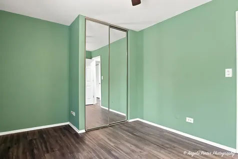 761 Garfield Avenue Libertyville IL 60048
