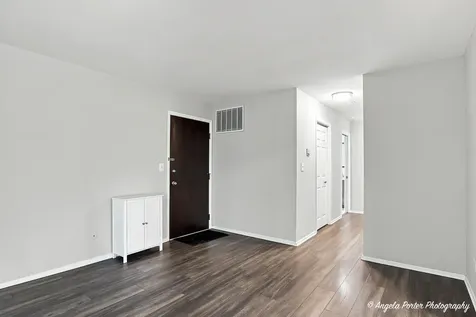 761 Garfield Avenue Libertyville IL 60048