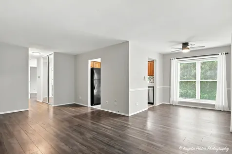 761 Garfield Avenue Libertyville IL 60048